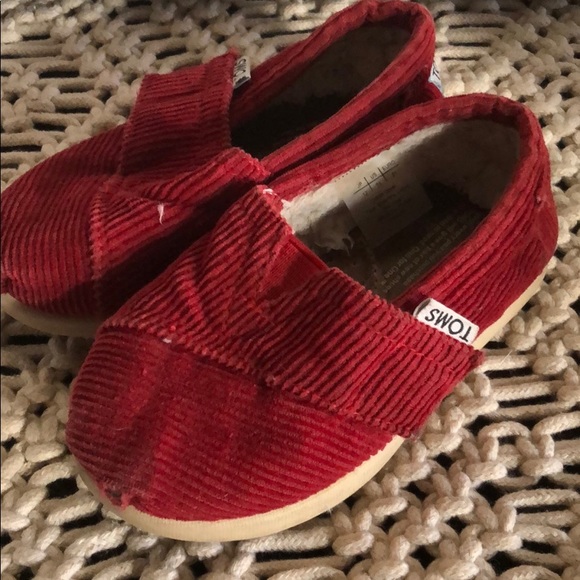 Toms - Picture 2 of 3